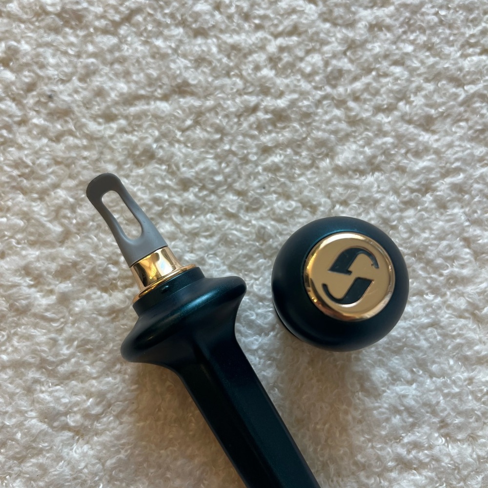Guide Beauty Makeup Guide Beauty GUIDE Wand Eyeliner Guide - Picture 3 of 4